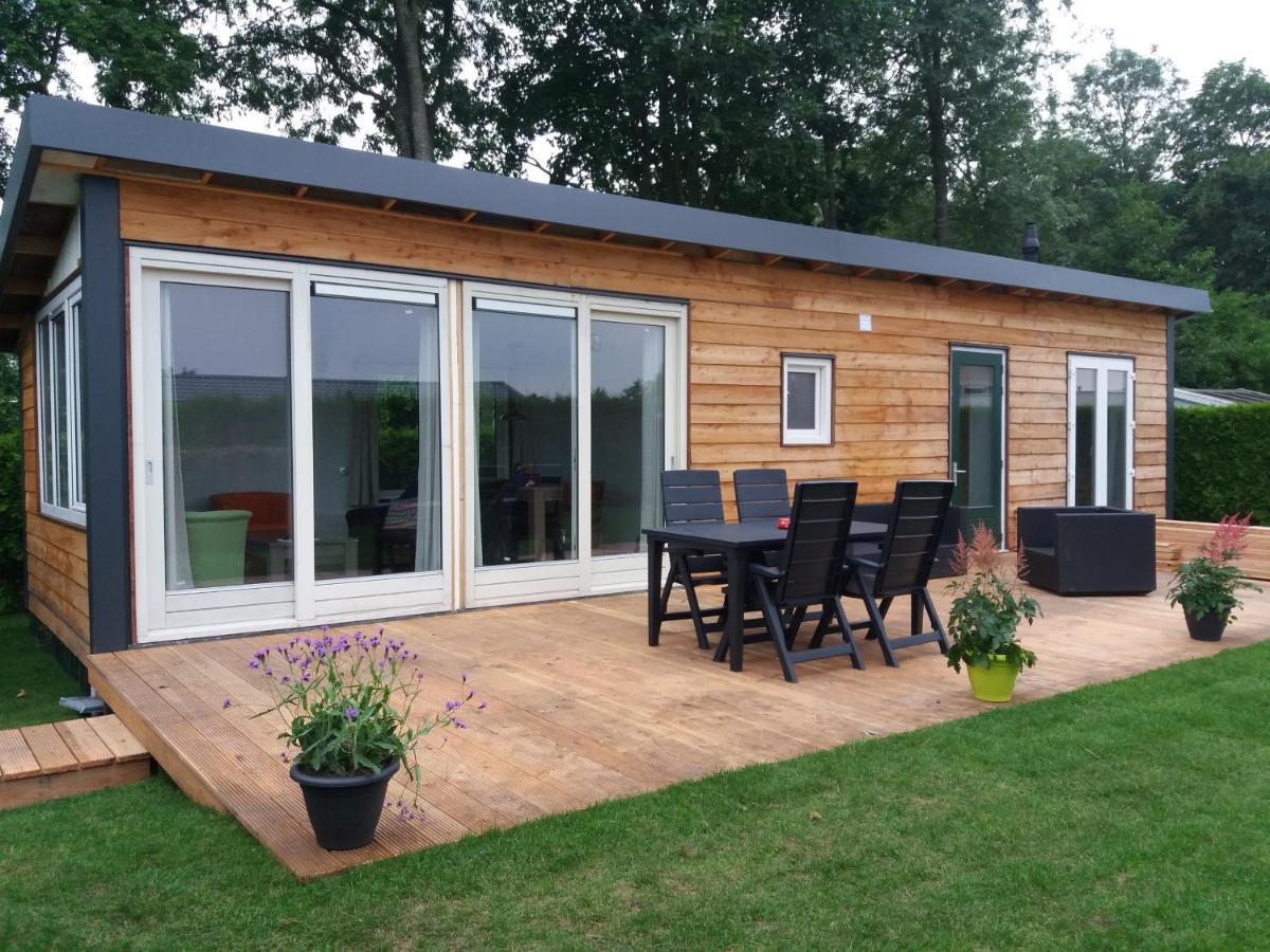 Luxe Bungalow Op Rustig Vakantiepark. Dronrijp Exteriér fotografie