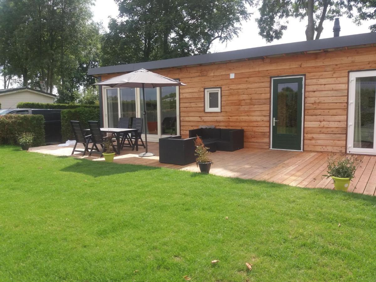 Luxe Bungalow Op Rustig Vakantiepark. Dronrijp Exteriér fotografie